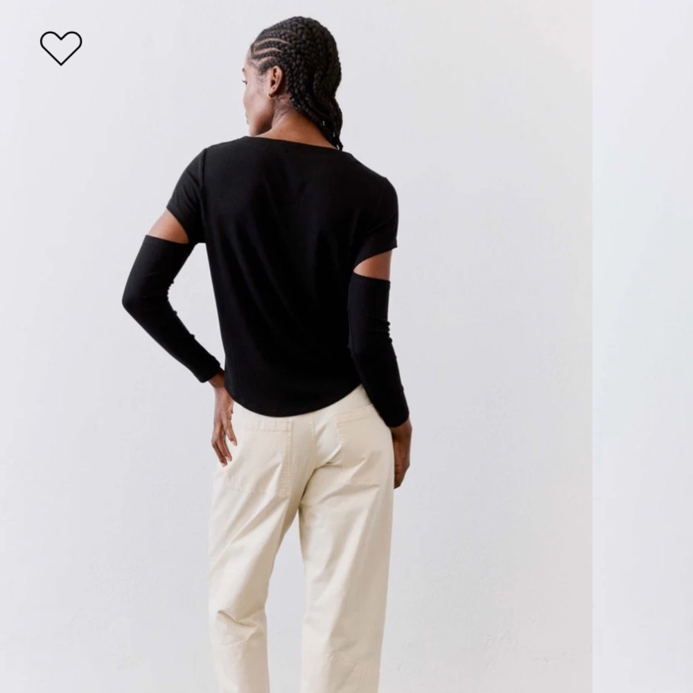 Ruti The Breakout Cut Out Black Ribbed Top - Picture 2 of 8